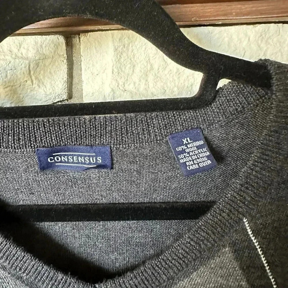ARGYLE PULLOVER SWEATER MENS XL Consensus. 50% MERINO WOOL 50% Acrylic. Preppy - Picture 2 of 3